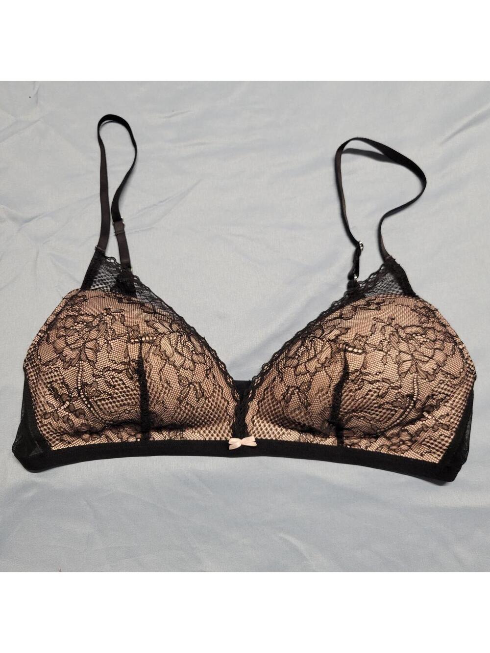 Betsey Johnson Black & Blush Lace Bralette Size Medium